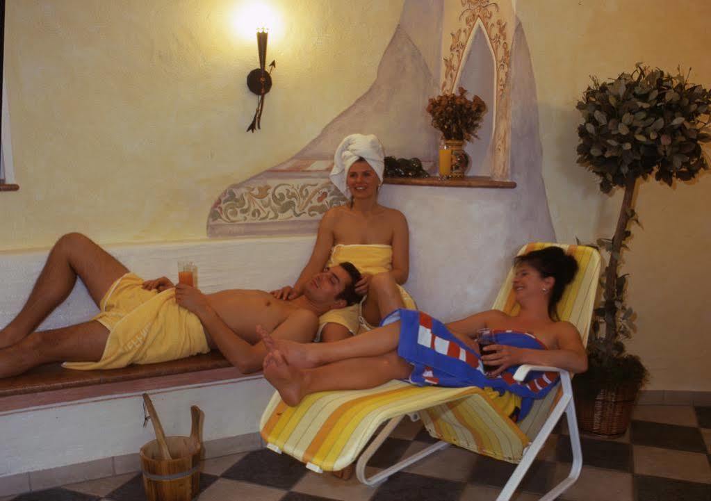 Hotel Steffner-Wallner เมาเทิร์นดอร์ฟ ภายนอก รูปภาพ